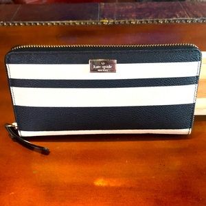 Kate Spade Wallet/Clutch